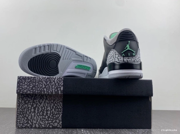 Green Jordan 3 Air Glow CT8532-031 0813